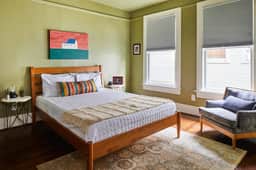 Charles - Apt 2