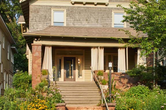 Charles - Apt 2 - Image 1